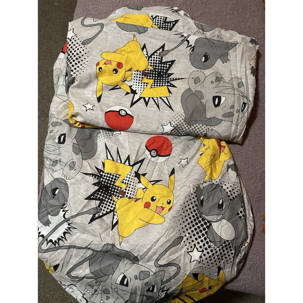 Pokemon Fitted Bed & Flat Sheet Set Wolfe Gray Yellow Pikachu Red Pokeball EUC